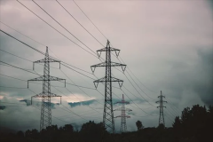 高壓電纜起火怎么撲救,電纜怎么辨別真假?